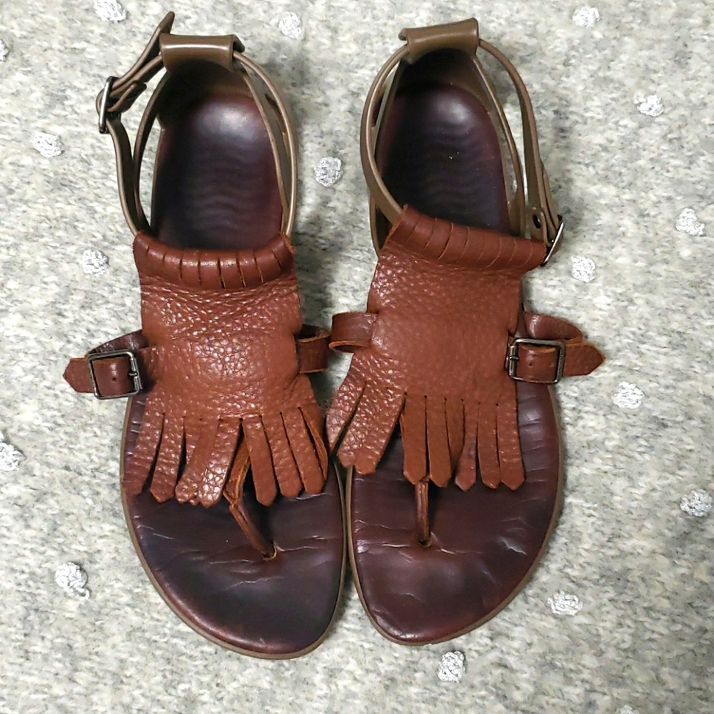 Hunter sandals